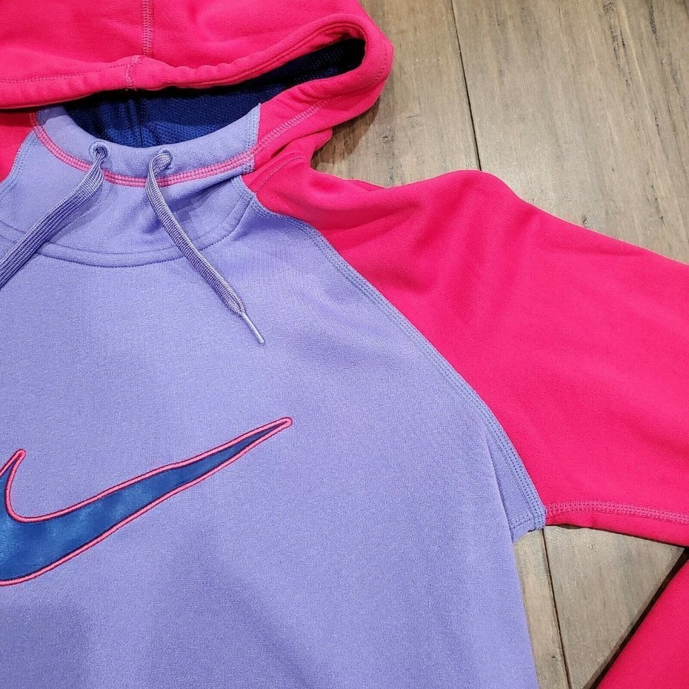 Nike Therma Fit Woman Long Sleeve Pullover Hoodie Sz.Small Purple and Pink - Picture 7 of 11